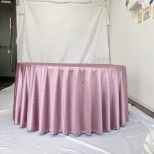 Scalopped Mauve Tablecloth